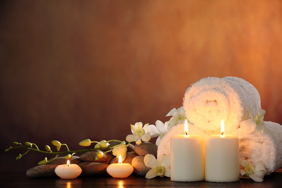 wellness-candles-stones-flowers-spa
